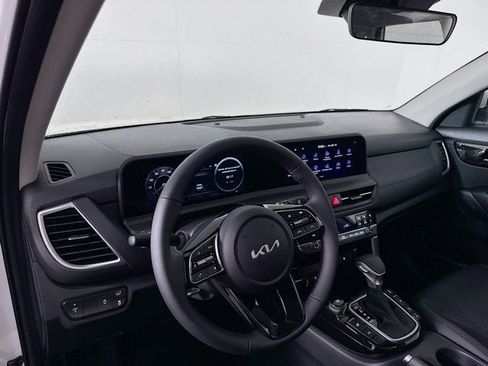 New 2026 Kia Seltos EX image 12