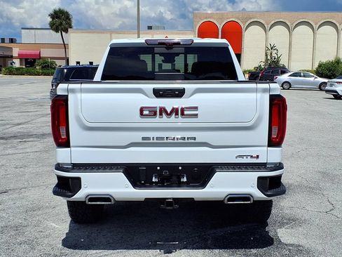 Used 2024 GMC Sierra 1500 AT4 w/ Technology Package AWD/4WD image 6