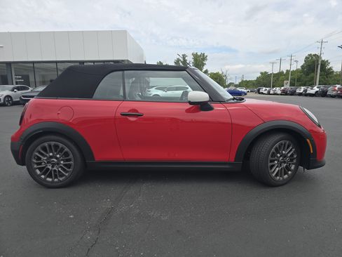 Used 2025 MINI Cooper S FWD image 8