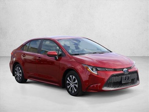 Used 2022 Toyota Corolla LE w/ Premium Interior Package FWD image 3