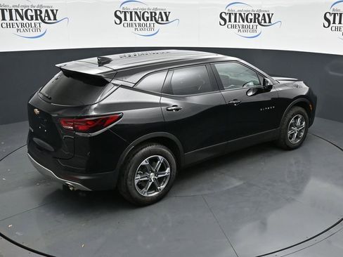 Used 2025 Chevrolet Blazer LT FWD image 24