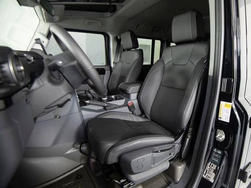 New 2025 INEOS Grenadier AWD/4WD image 25