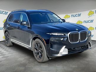Used 2025 BMW X7 xDrive40i video 1