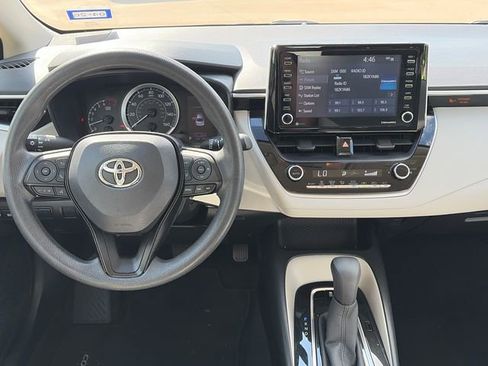 Used 2021 Toyota Corolla LE FWD image 13