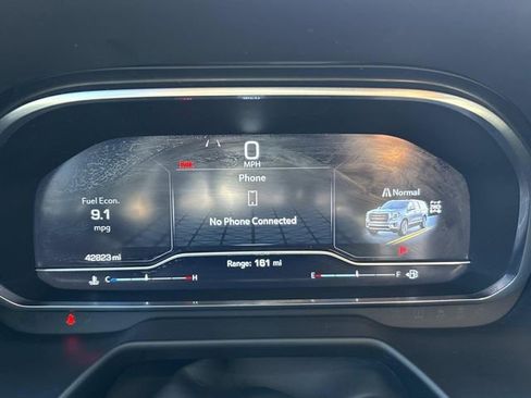 Used 2024 GMC Yukon AT4 w/ Technology Package image 37