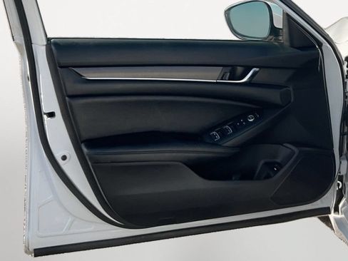 Used 2020 Honda Accord LX image 12