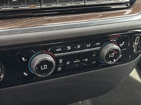 Used 2024 Chevrolet Silverado 1500 RST w/ Z71 Off-Road Package image 30