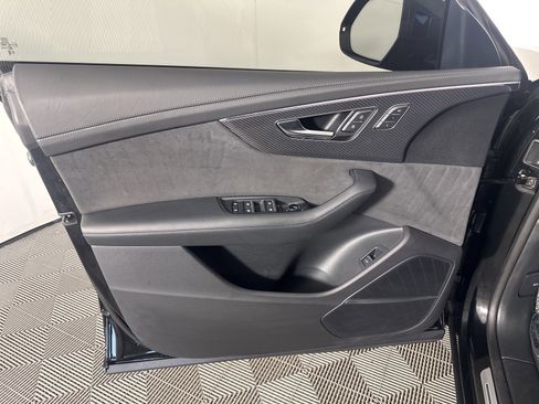 Used 2023 Audi RS Q8 image 17