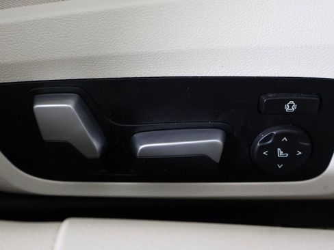 Used 2022 BMW M850i Gran Coupe xDrive w/ Comfort Seating Package image 39