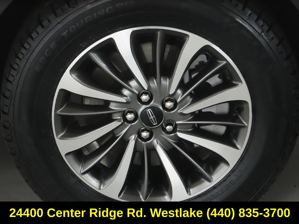Used 2023 Lincoln Nautilus FWD w/ Premium Package image 10