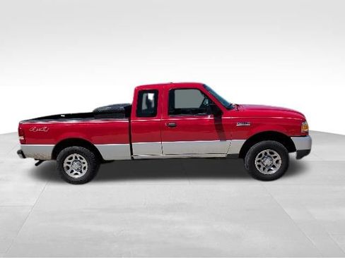 Used 2011 Ford Ranger XLT image 2