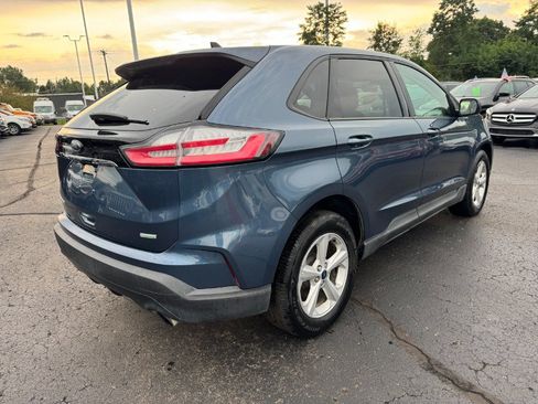 Used 2019 Ford Edge SE FWD image 5