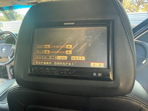 Used 2009 Chevrolet Avalanche LTZ RWD image 29