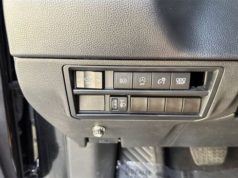 Used 2022 Toyota Tundra SR w/ SR Tow Package image 55