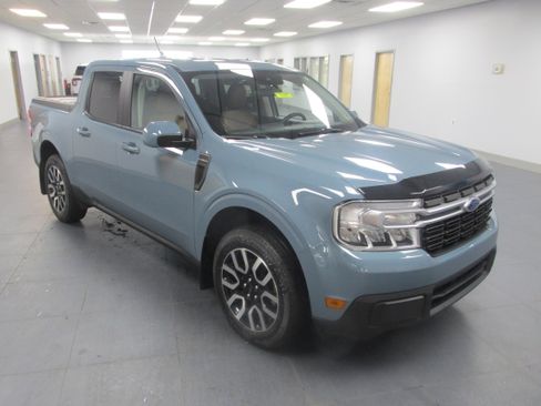 Used 2023 Ford Maverick Lariat w/ Lariat Luxury Package AWD/4WD image 3