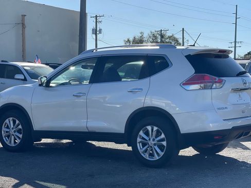 Used 2015 Nissan Rogue SV w/ SV Premium Package image 9