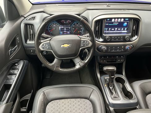 Used 2017 Chevrolet Colorado Z71 image 11