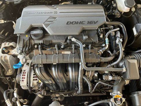 Used 2025 Kia K4 LXS image 31