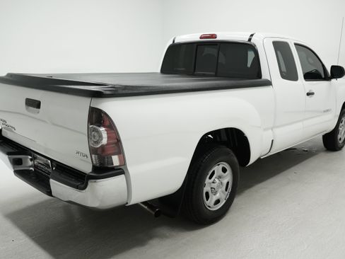 Used 2012 Toyota Tacoma 2WD Access Cab w/ SR5 Pkg image 4