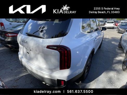 Used 2023 Kia Telluride S w/ S Sunroof Package image 7