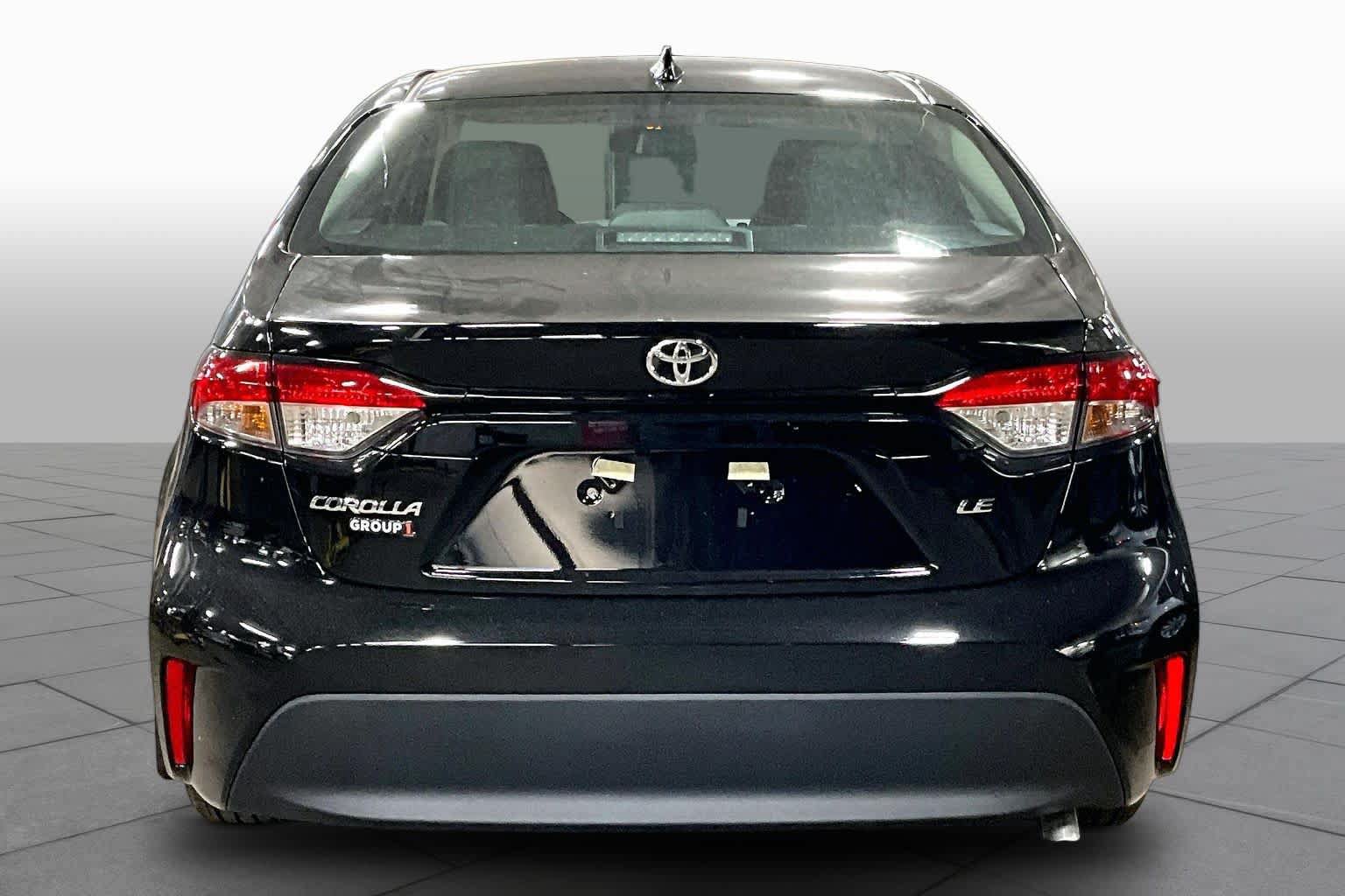 New 2027 Toyota Corolla LE FWD image 4