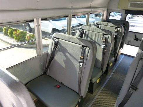 Used 2007 Chevrolet Express 3500 w/ School Bus Package image 29