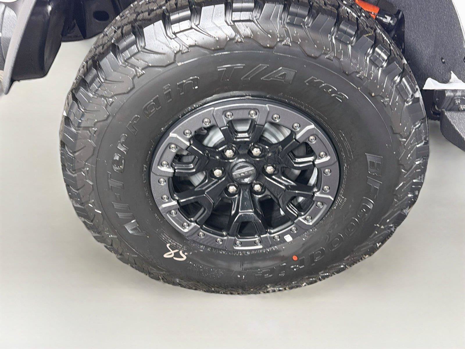 New 2026 Ford Bronco Raptor AWD/4WD image 35