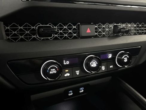 Used 2025 Honda Accord LX image 19