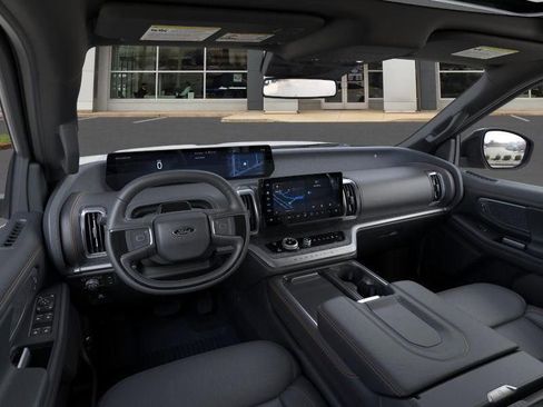 New 2025 Ford Expedition Tremor image 9