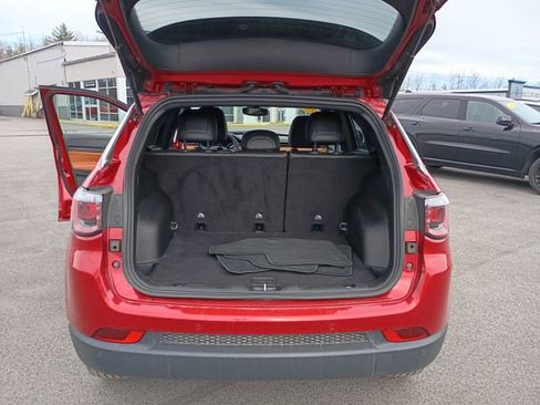 Used 2025 Jeep Compass Limited AWD/4WD image 21