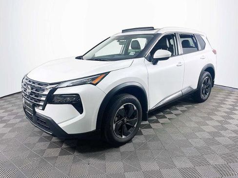 Certified 2026 Nissan Rogue SV w/ SV Premium Package image 1