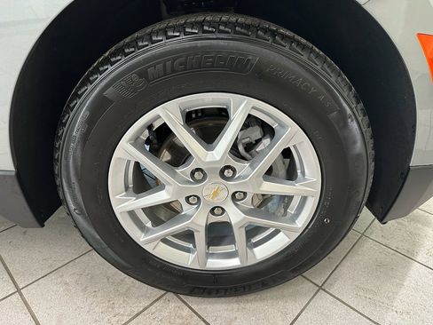 Certified 2024 Chevrolet Equinox LT w/ LPO, Floor Liner Package image 13