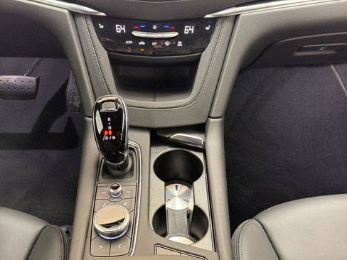 New 2025 Cadillac XT5 Premium Luxury w/ Technology Package AWD/4WD image 17