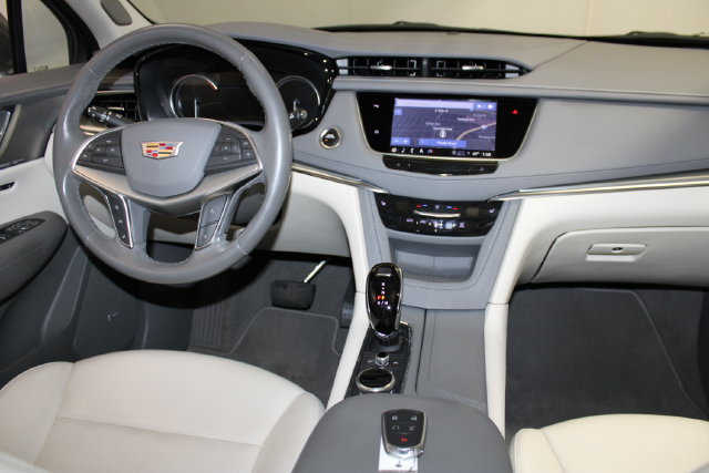 Certified 2024 Cadillac XT5 Premium Luxury AWD/4WD image 14