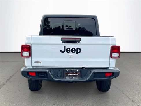 Certified 2023 Jeep Gladiator Sport image 6