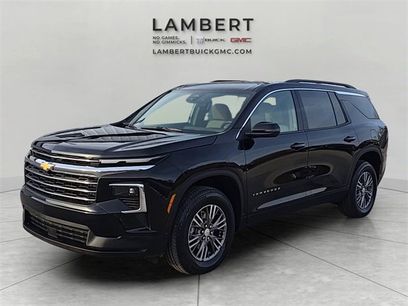 Used 2025 Chevrolet Traverse LT