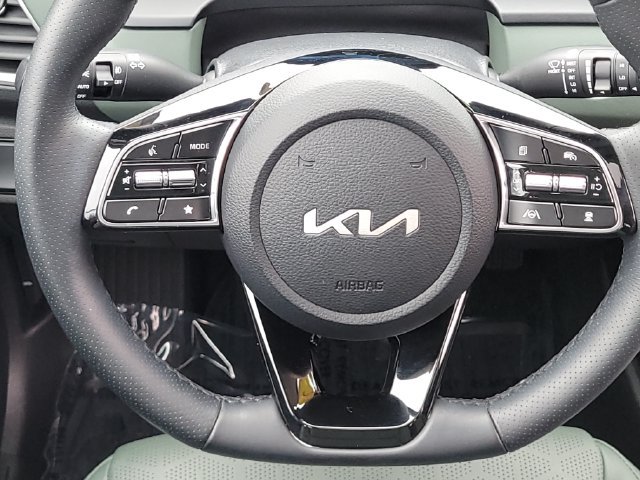 Certified 2024 Kia Seltos SX w/ SX Sunroof Package AWD/4WD image 13