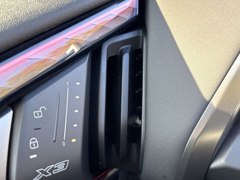 New 2026 BMW X3 xDrive30 w/ Premium Package image 22