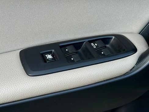 Certified 2019 Ford Ranger XLT w/ Equipment Group 302A Luxury image 12