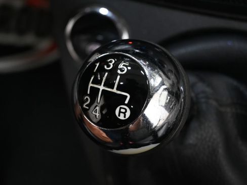 Used 2012 FIAT 500 Sport w/ Safety & Convenience Pkg FWD image 13