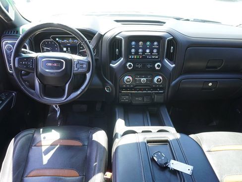 Used 2020 GMC Sierra 1500 AT4 w/ Off-Road Performance Package image 26