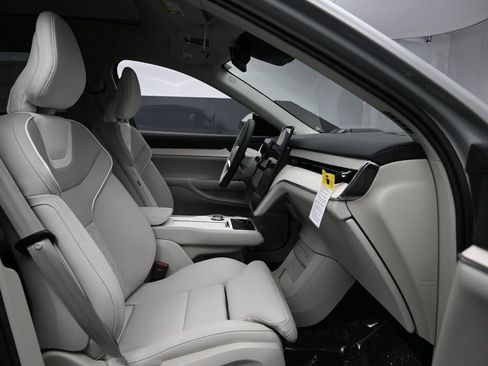 Used 2025 Volvo EX90 Ultra AWD/4WD image 29