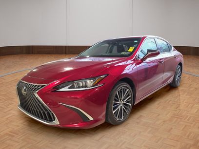 Certified 2022 Lexus ES 350 w/ Premium Package