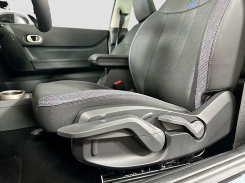 Certified 2025 MINI Cooper S image 21