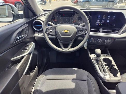 New 2026 Chevrolet Trax LS FWD image 7
