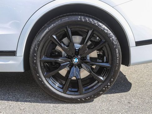 New 2026 BMW X7 M60i w/ Executive Package AWD/4WD image 8