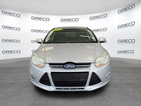 Used 2013 Ford Focus SE FWD image 2