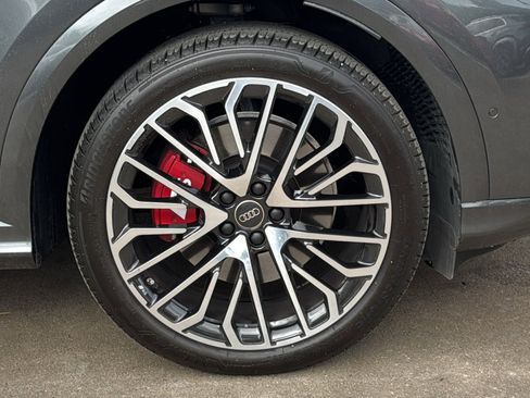 Used 2025 Audi SQ5 Premium Plus image 32