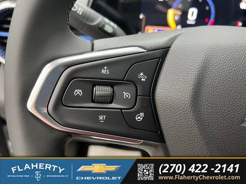 New 2026 Chevrolet Trax LT w/ LT Convenience Package FWD image 23
