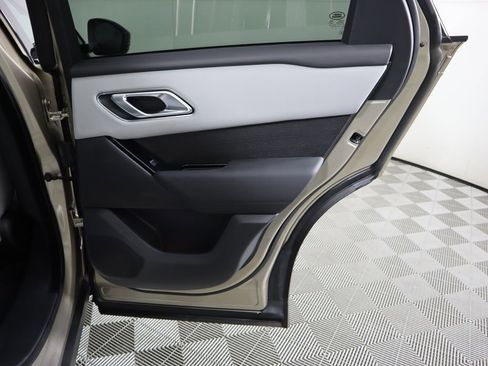 New 2026 Land Rover Range Rover Velar Dynamic SE image 28